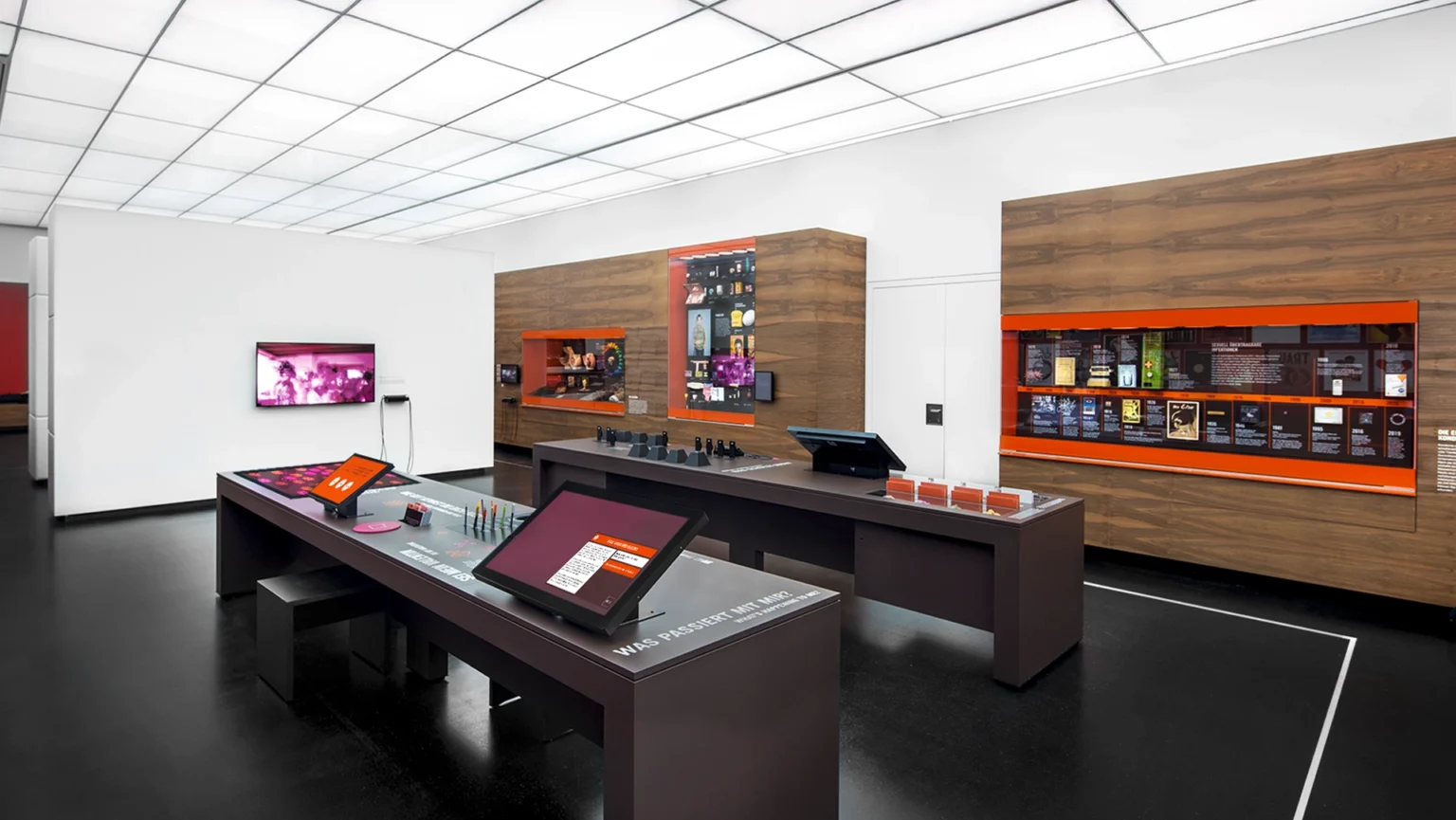 Raumansicht der Ausstellung ‚Sexualitäten‘ im Deutschen Hygiene-Museum in Dresden, Studio Neue Museen