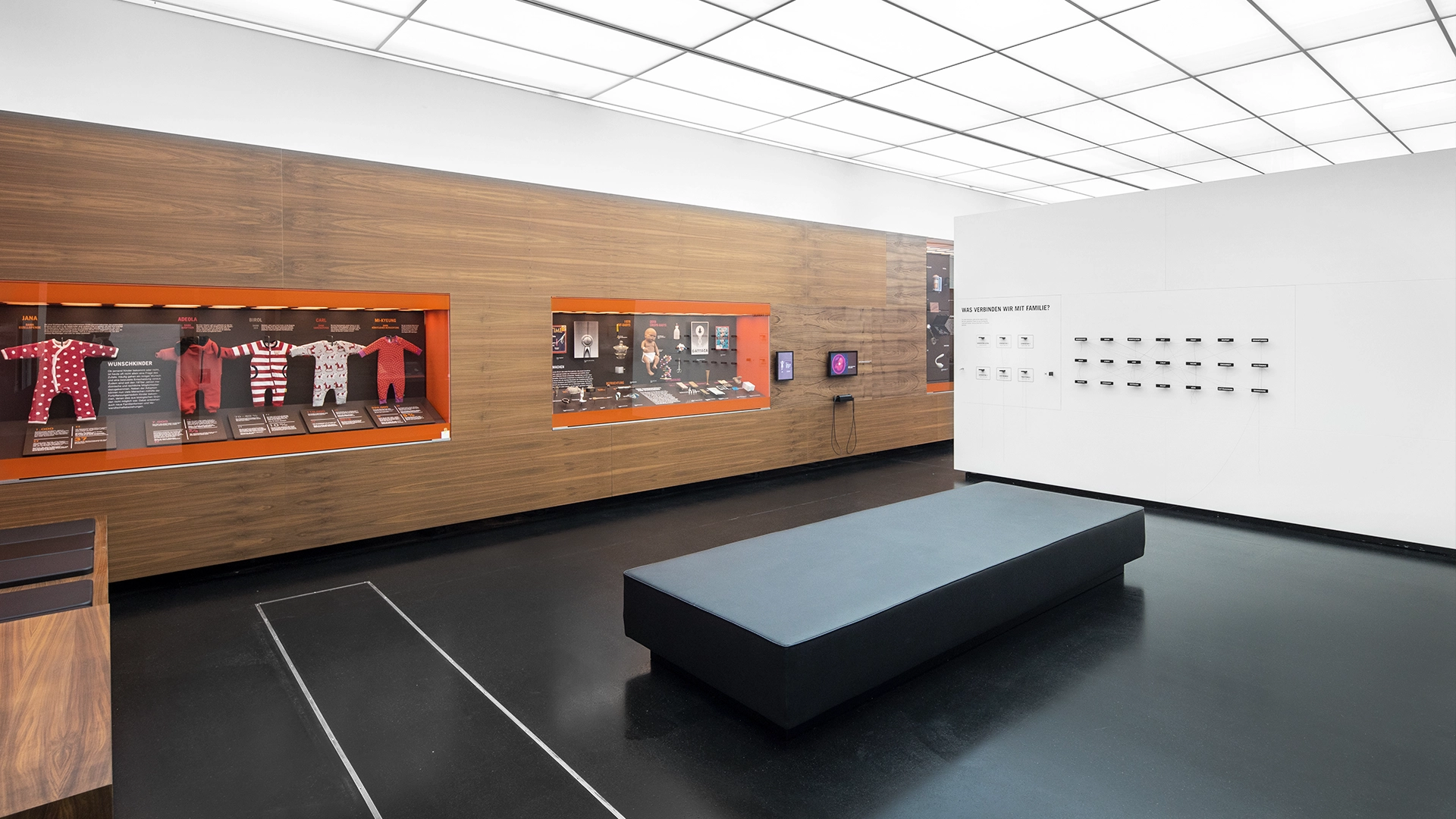 Raumansicht der Ausstellung ‚Sexualitäten‘ im Deutschen Hygiene-Museum in Dresden, Studio Neue Museen